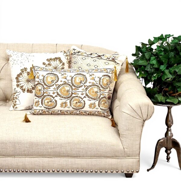 Coussin décoratif brodé perles floral Parkland Collection